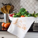 Desert tea towel with vegetables