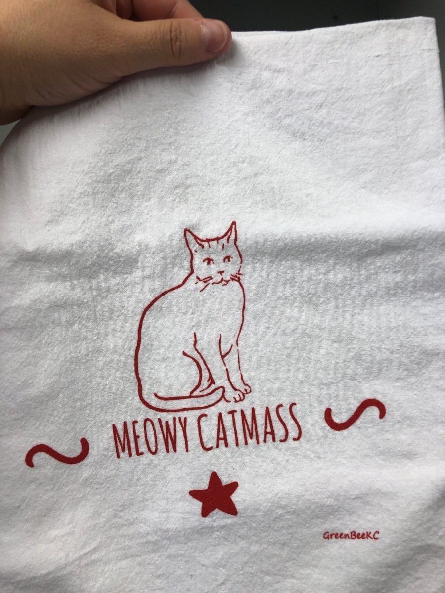 Meowy Catmass red FLAWED